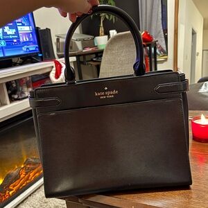 GREAT CONDITION Kate Spade 13” Tote Bag with Crossbody strap detachable strap